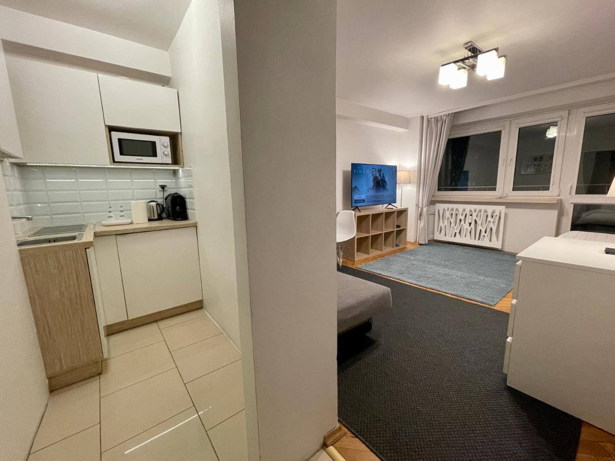 Blue 2 Fast Wifi 2xmetro 60'tv Netflix Hbo Appletv+ Leilighet